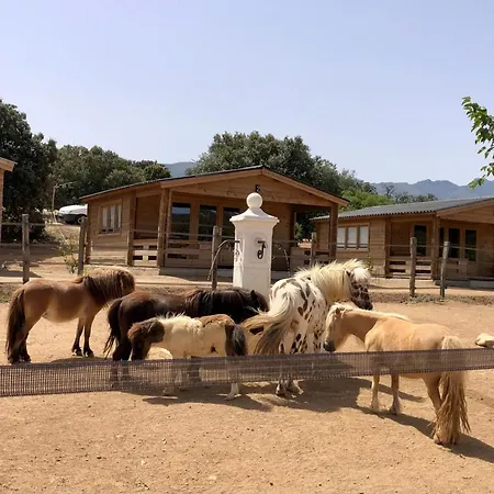 Les De Tesa Κατάλυμα σε φάρμα *