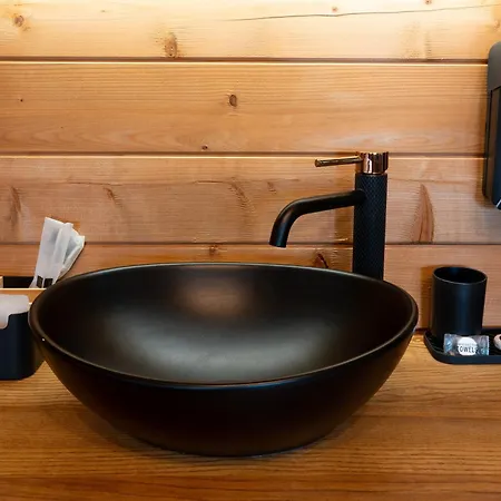 Les De Tesa Occhiatana