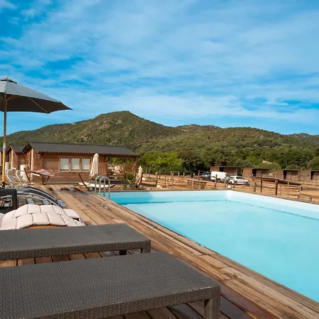 Κατάλυμα σε φάρμα Les De Tesa *