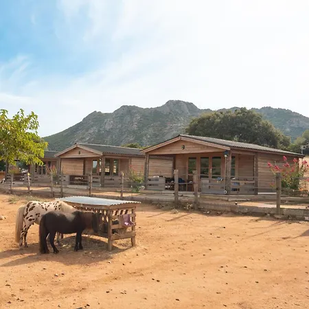 ファームステイ Les De Tesa Occhiatana