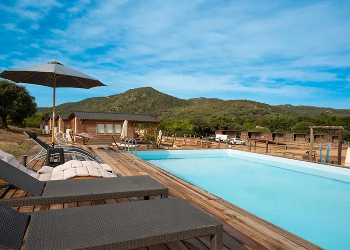 בית חווה Les De Tesa *